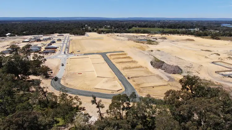 Lot 3 The Gardens, Lakelands WA 6180