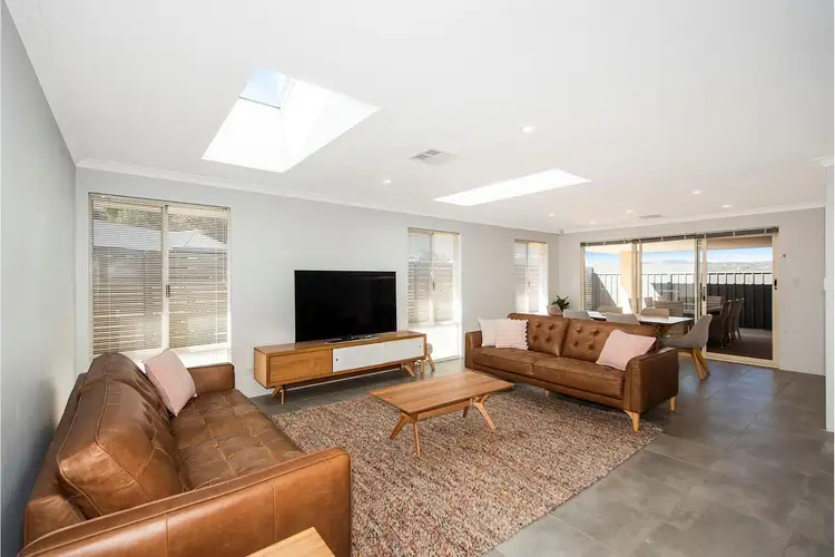 Seventh view of Homely house listing, 14 Hilliger Turn, Jane Brook WA 6056