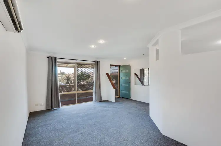 Fourth view of Homely house listing, 5 Silda Place, Gosnells WA 6110