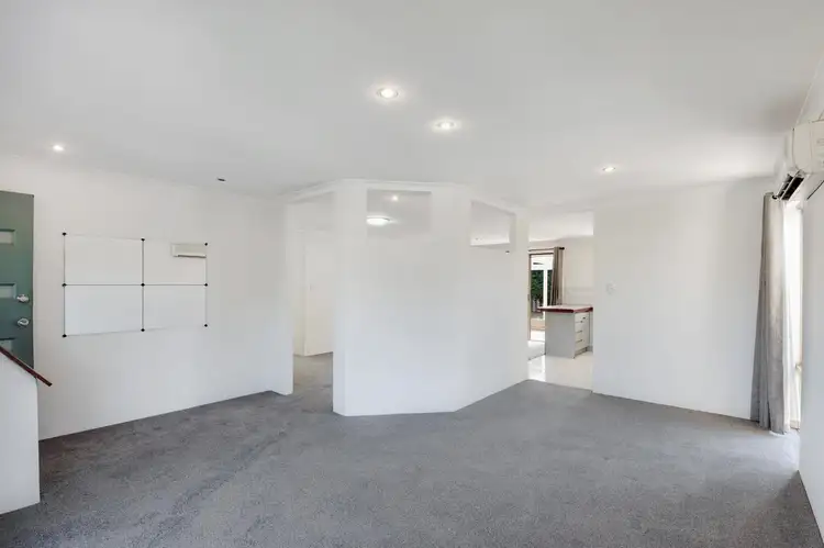 Sixth view of Homely house listing, 5 Silda Place, Gosnells WA 6110