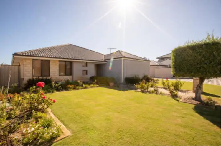9 Yellowtail Road, Shoalwater WA 6169