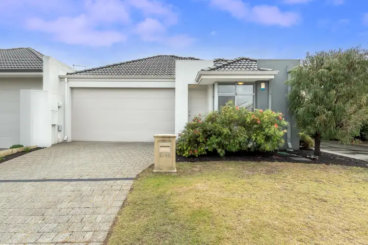 2/98 Entrance Road, Spearwood WA 6163