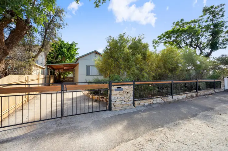 8 Gilberton Street, South Kalgoorlie WA 6430