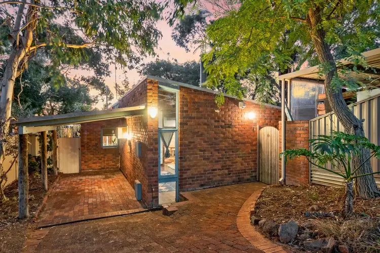 Second view of Homely house listing, 31 Batavia Place, Kallaroo WA 6025