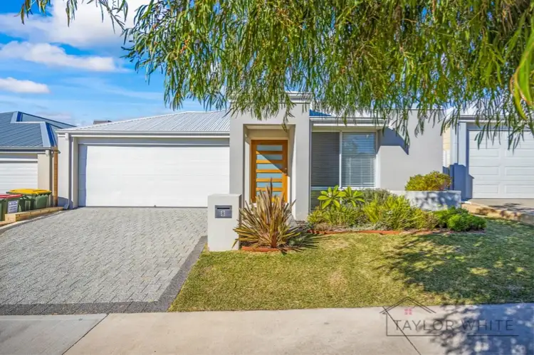 8 Bullata Chase, Jindalee WA 6036