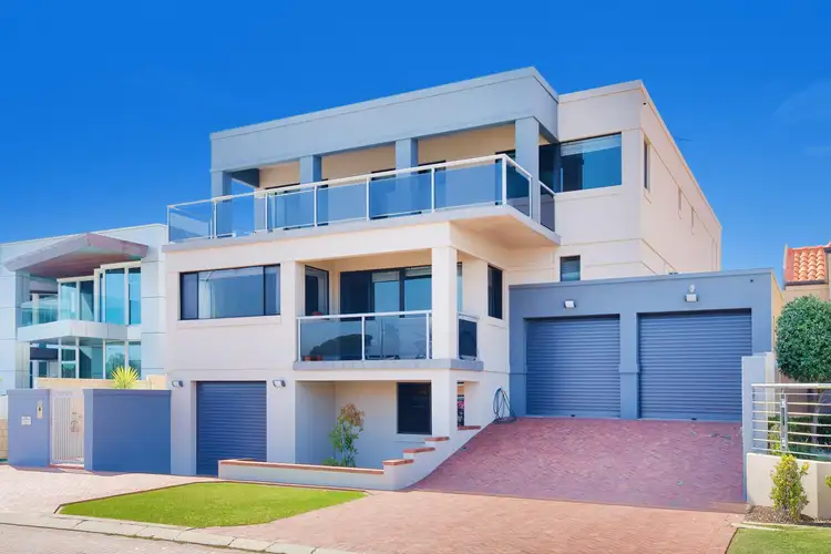 45 Seaward Loop, Sorrento WA 6020