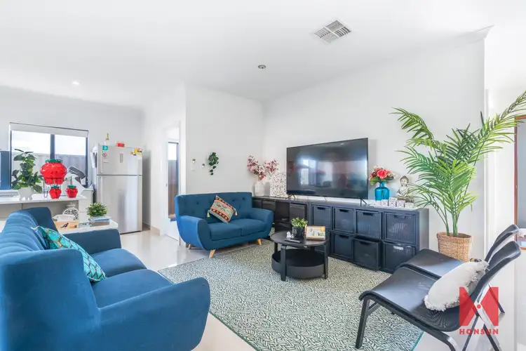 Fifth view of Homely house listing, 8 Astartea Parkway, Piara Waters WA 6112