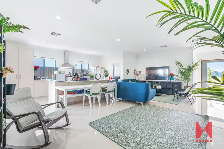 Seventh view of Homely house listing, 8 Astartea Parkway, Piara Waters WA 6112