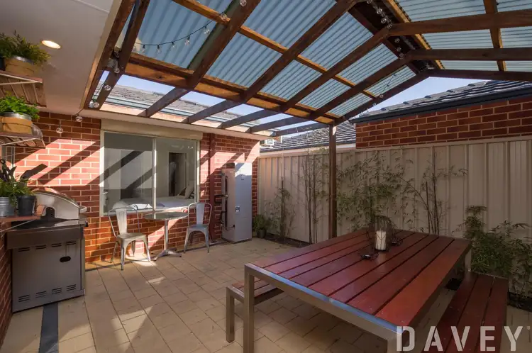 15A Milford Way, Nollamara WA 6061