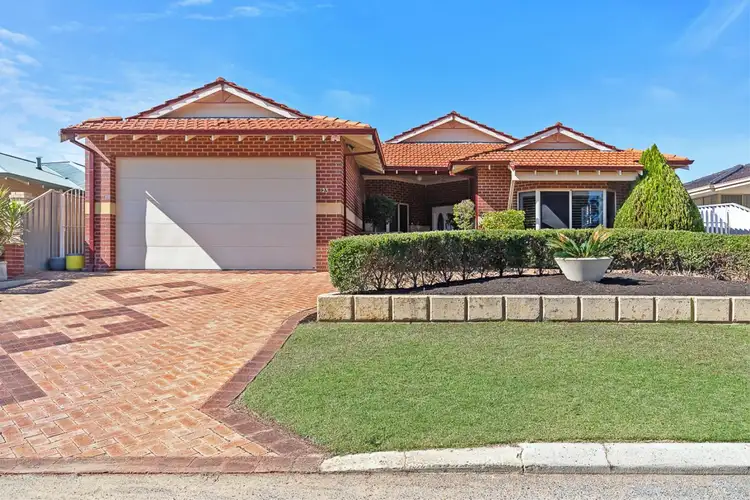 25 St Anthony Drive, Stirling WA 6021