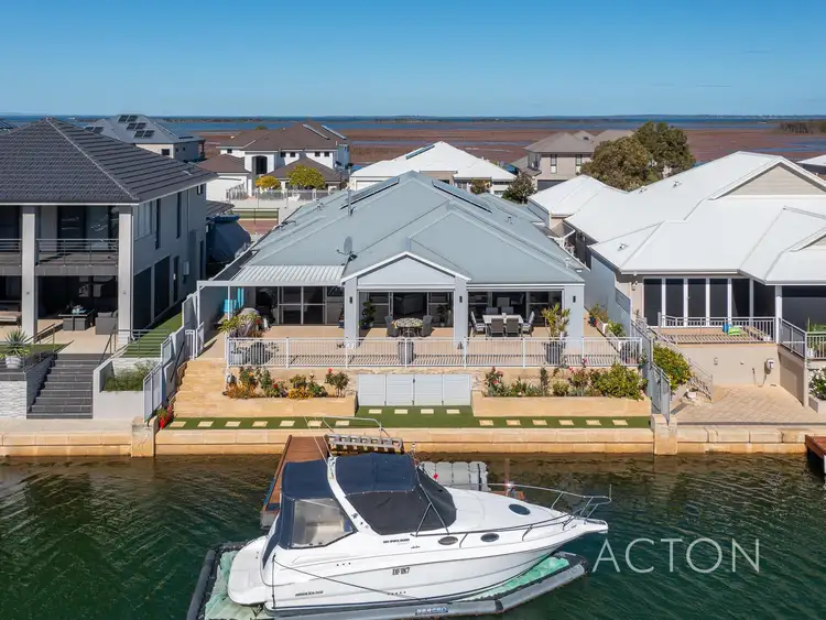 8 Katinka Retreat, Dudley Park WA 6210