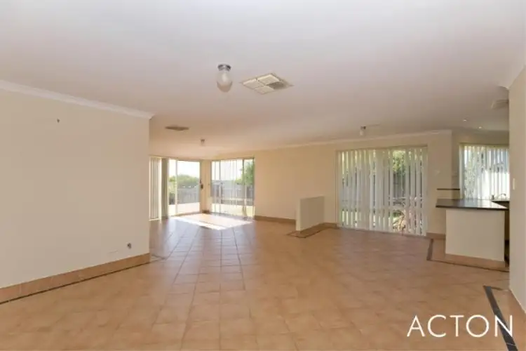 Sixth view of Homely house listing, 8 The Ridge, Halls Head WA 6210