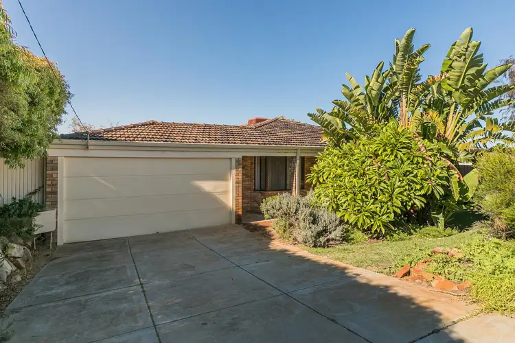 8 Karri Court, Yangebup WA 6164