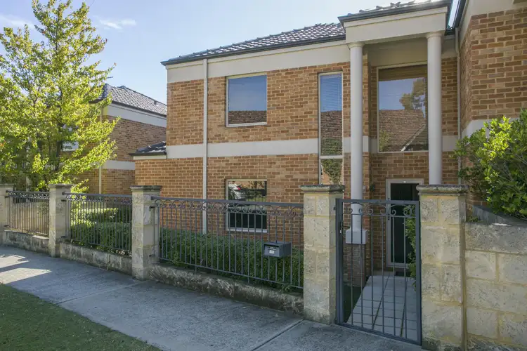 2/52 Simpson Street, Ardross WA 6153