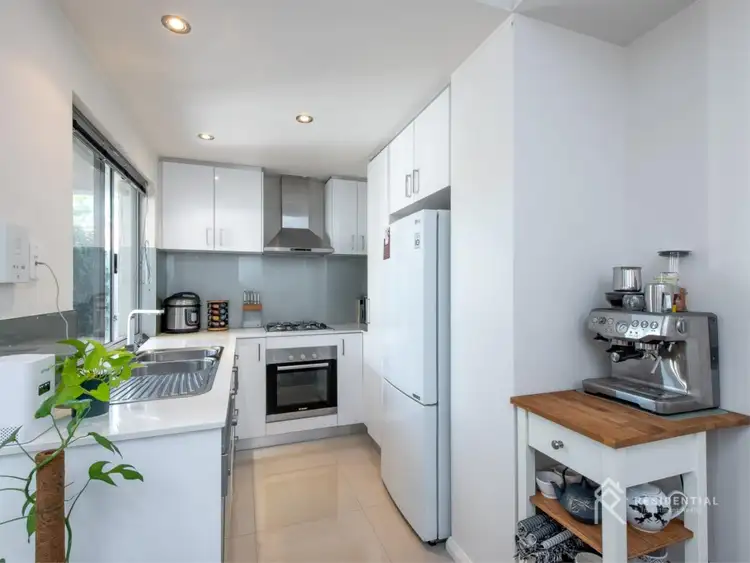 Sixth view of Homely apartment listing, 4/15 Hertha Road, Innaloo WA 6018