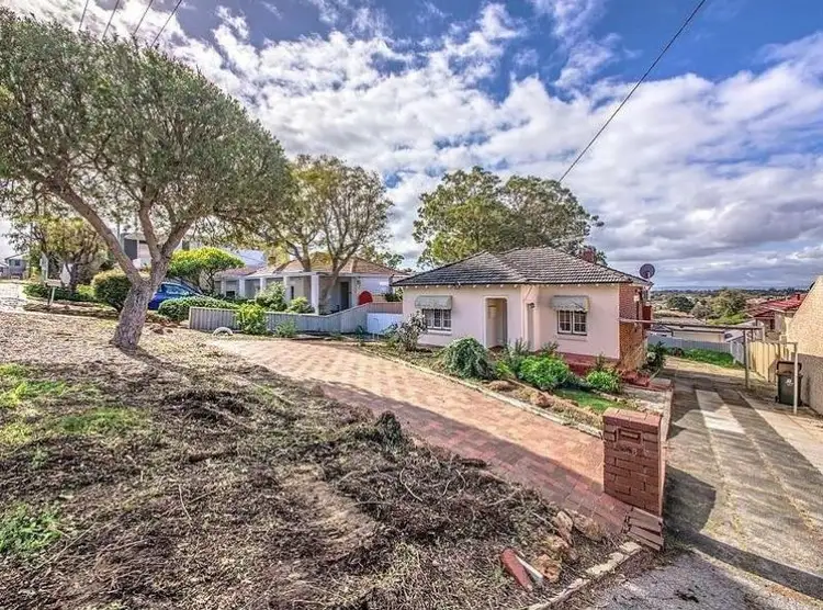 208 Edinboro Street, Joondanna WA 6060