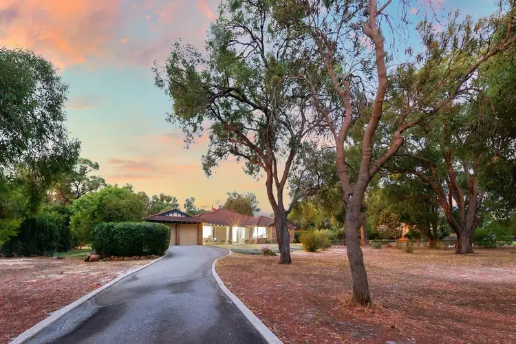 93 Ellenbrook Drive, The Vines WA 6069