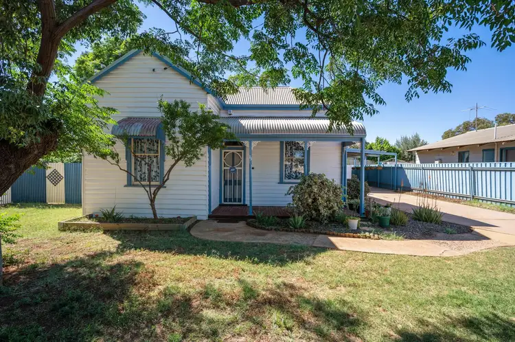 13 North Terrace, Boulder WA 6432