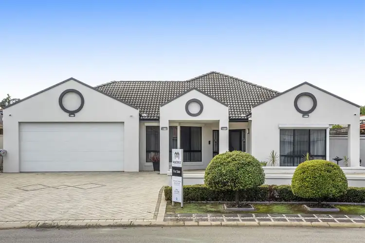 5 Rosaglen Rise, Noranda WA 6062