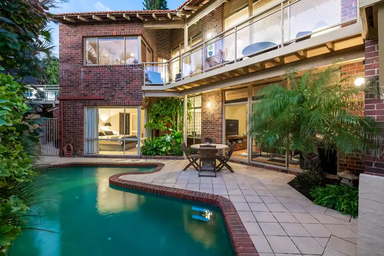 4 Clontarf Street, Sorrento WA 6020