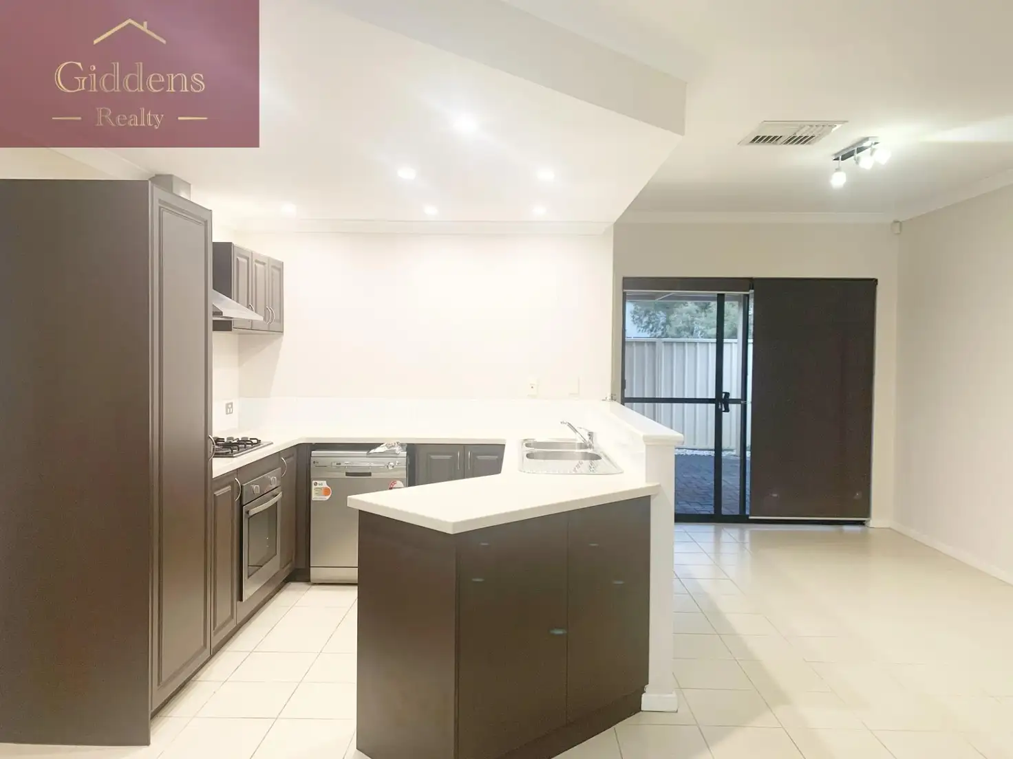 Main view of Homely unit listing, 1/113 Amherst Rd, Canning Vale WA 6155