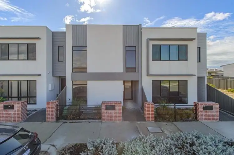 Main view of Homely house listing, UNDER OFFE/42 Donatti Retreat, Caversham WA 6055