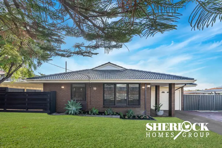 19 Carnegie Way, Padbury WA 6025
