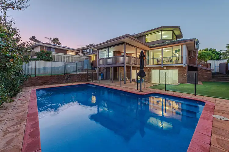 34 Bernedale Way, Duncraig WA 6023