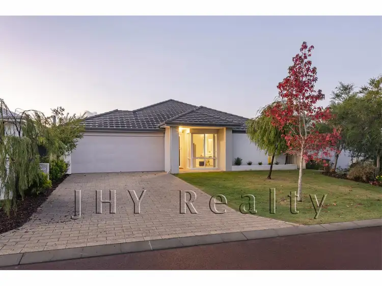 7 Princeville Avenue, Dunsborough WA 6281