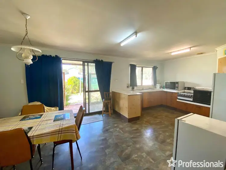 Fifth view of Homely house listing, 8 Battery Street, Muluckine WA 6401
