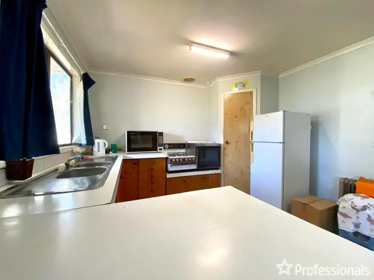 Seventh view of Homely house listing, 8 Battery Street, Muluckine WA 6401
