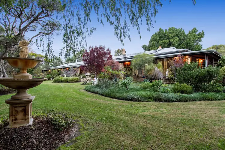 25 Sheoak Court "KALA", Banjup WA 6164