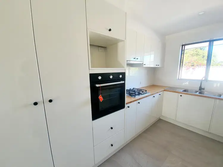 5 Merley Way, Parkwood WA 6147