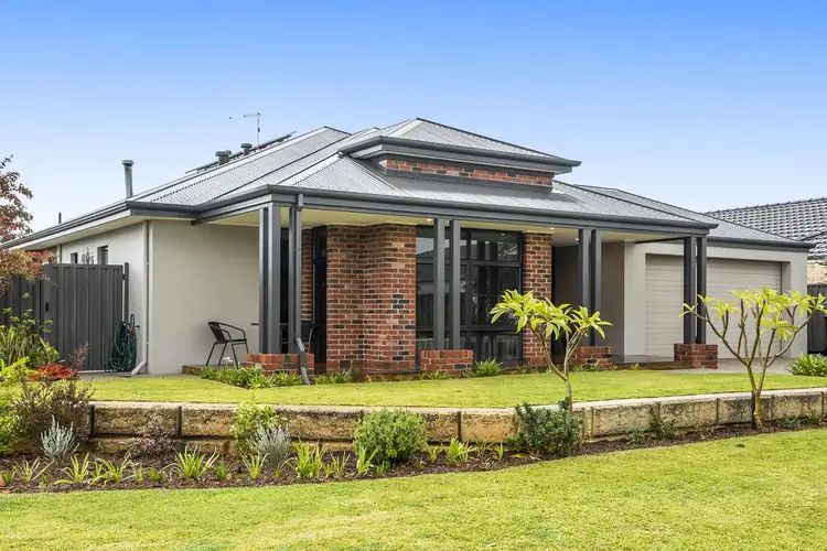 36 Dulegal Way, Aveley WA 6069