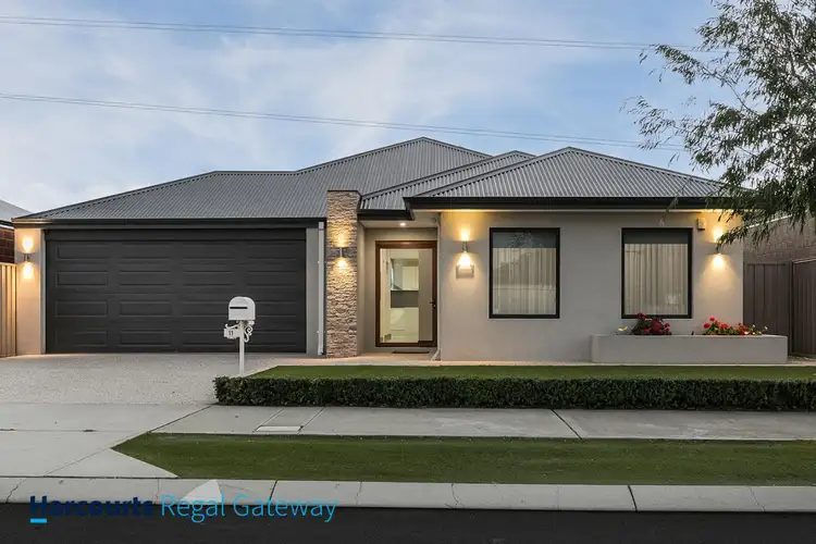 11 Hanbury Loop, Success WA 6164