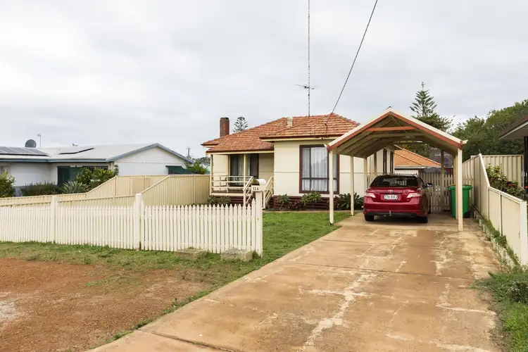 12A Moolyeen Road, Carey Park WA 6230