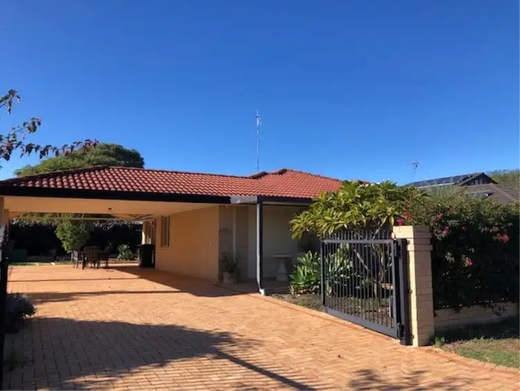 12 Bancroft Close, Greenfields WA 6210