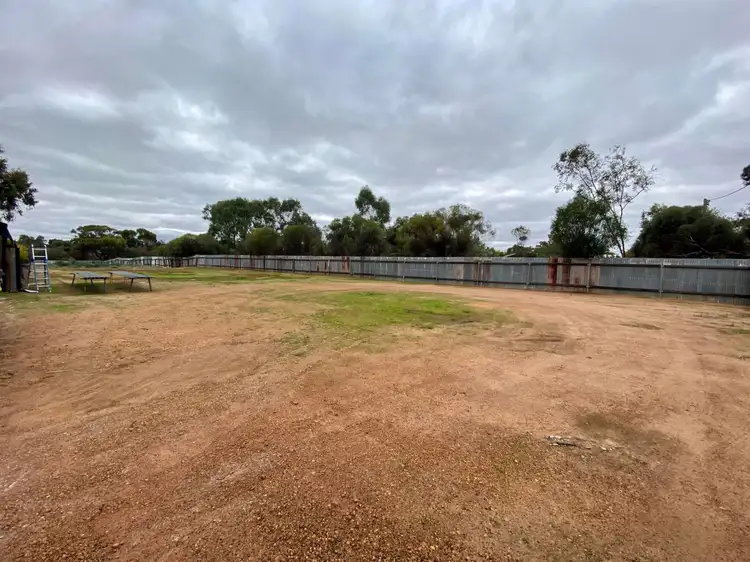 10 Milner Road, Northam WA 6401