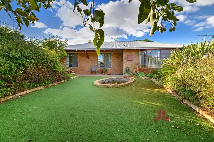 Second view of Homely house listing, 7 Gorst Court, Eaton WA 6232