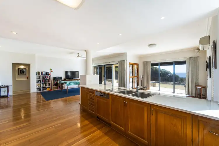 Sixth view of Homely house listing, 24 Hideaway Cove, Halls Head WA 6210