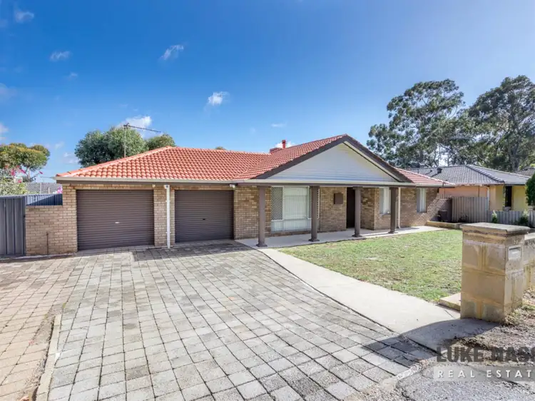 24 Vistula Terrace, Kelmscott WA 6111