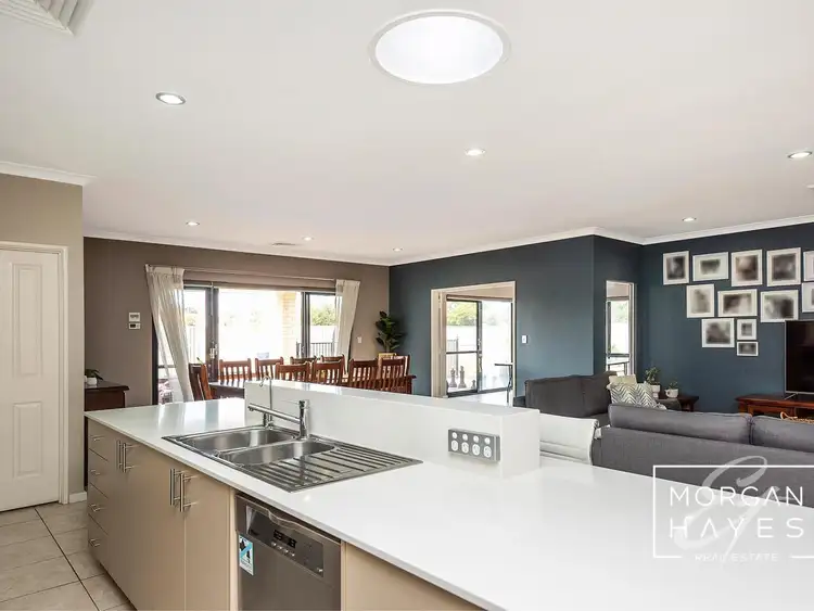 Fifth view of Homely house listing, 2 Werribee Crescent, Willetton WA 6155