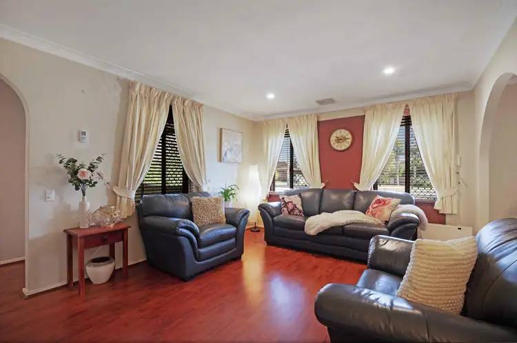 Second view of Homely house listing, 6 Penhurst Court, Thornlie WA 6108