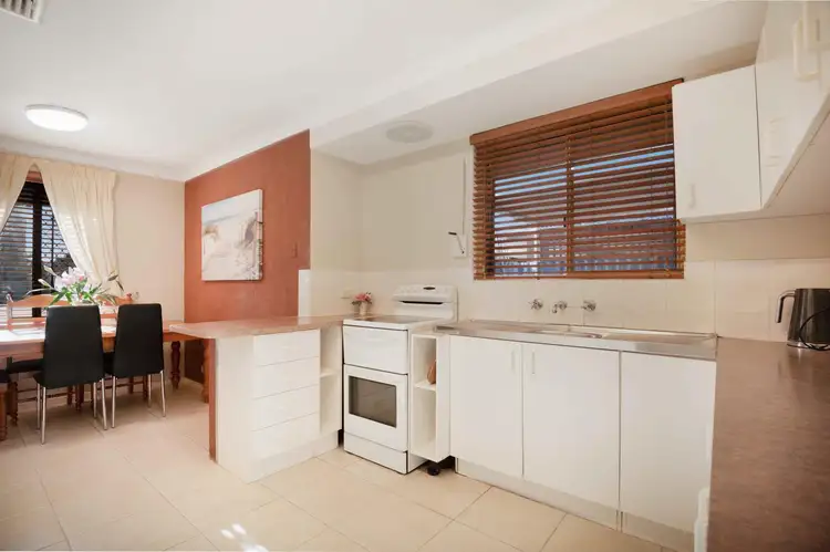 Fifth view of Homely house listing, 6 Penhurst Court, Thornlie WA 6108
