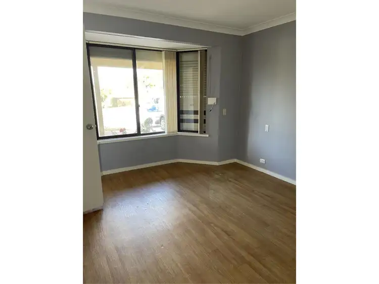 Fifth view of Homely house listing, 4 Ellara Court, Alexander Heights WA 6064