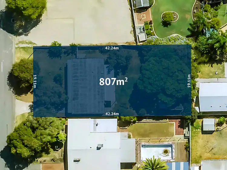 6 Cranwell Street, Thornlie WA 6108