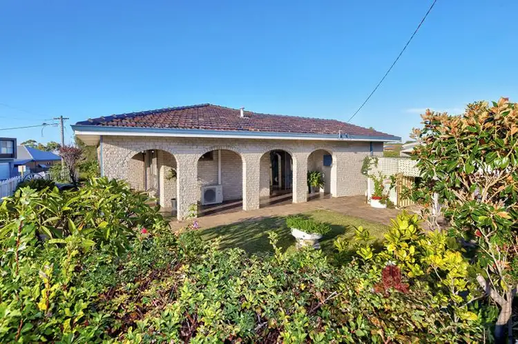 101 Beach Road, South Bunbury WA 6230