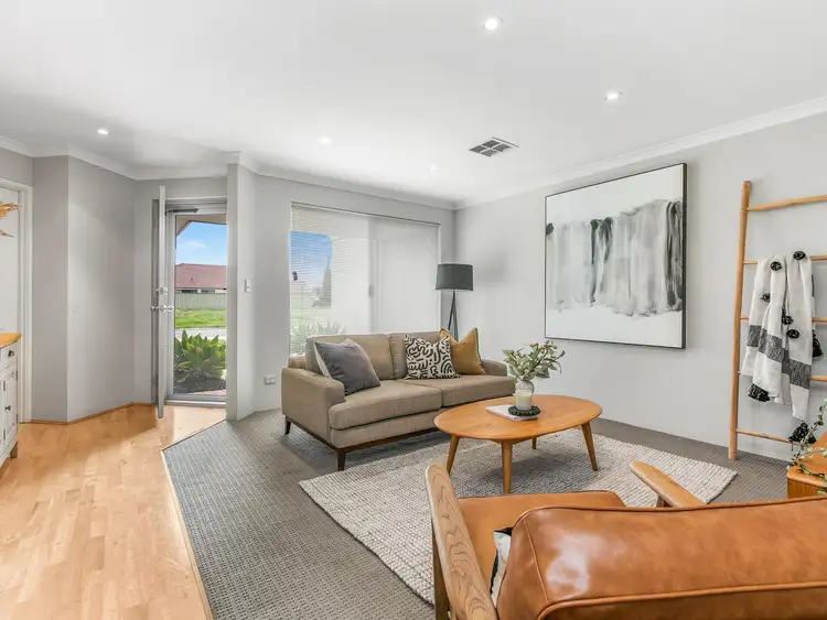 Second view of Homely house listing, 14 Blue Mountain Circuit, Aubin Grove WA 6164
