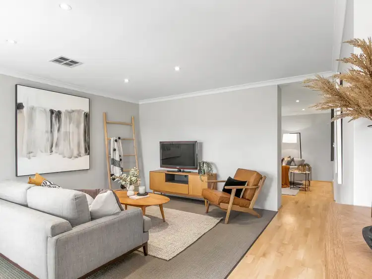 Third view of Homely house listing, 14 Blue Mountain Circuit, Aubin Grove WA 6164