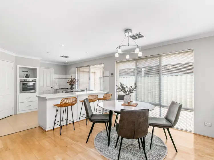 Sixth view of Homely house listing, 14 Blue Mountain Circuit, Aubin Grove WA 6164